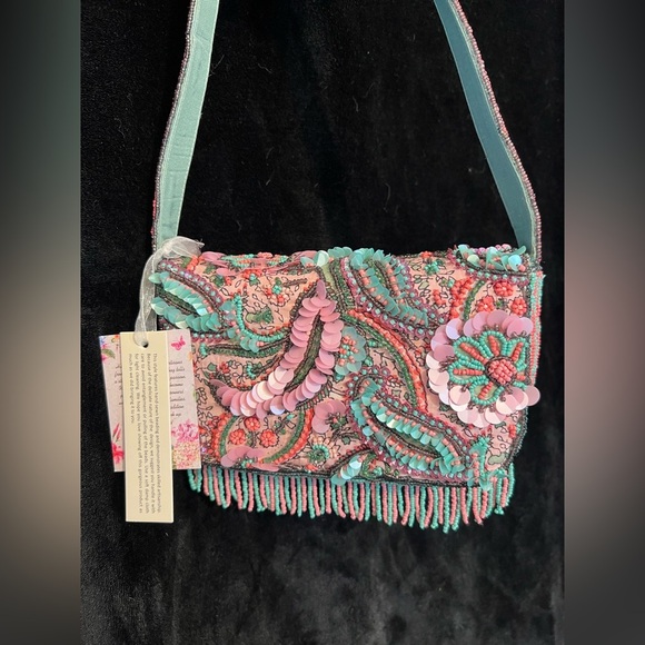 🩷MADE IN INDIA HANDMADE VIRAL Paisley Sling Bag🩷NWT - Picture 17 of 17